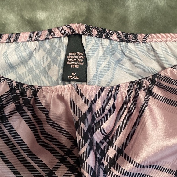 Victoria's Secret Pink Plaid  Sleepwear with Black Lace trim - Picture 5 of 5